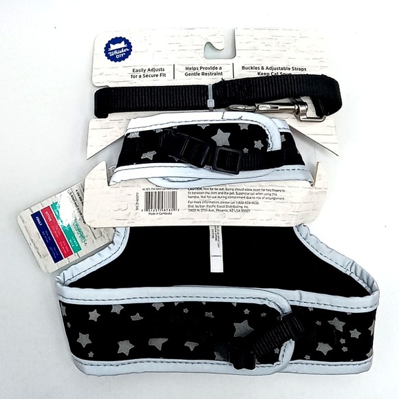 Cat Harness With Leash Black w Stars, and Reflective Outline Large 14-18 Girth - Picture 2 of 3